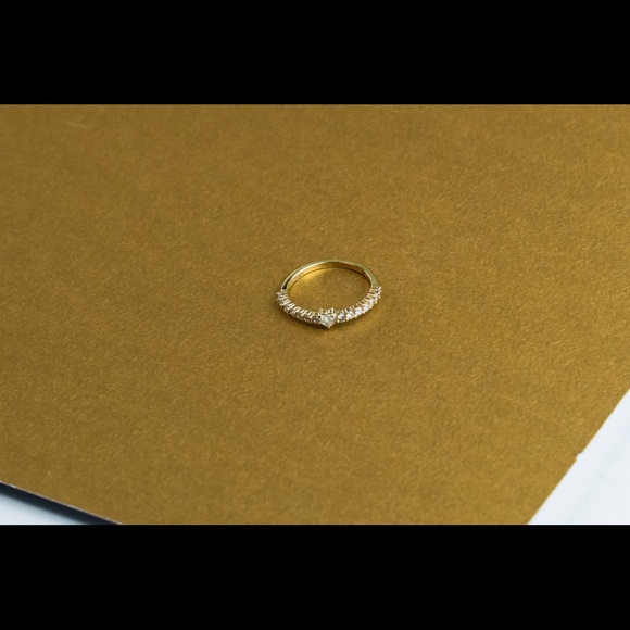 Dainty Diamond Sweetheart Ring - Picture 3 of 4